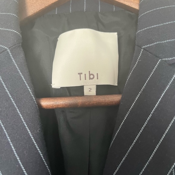 Women’s Tibi pinstriped blazer- Size 2 - Picture 4 of 6